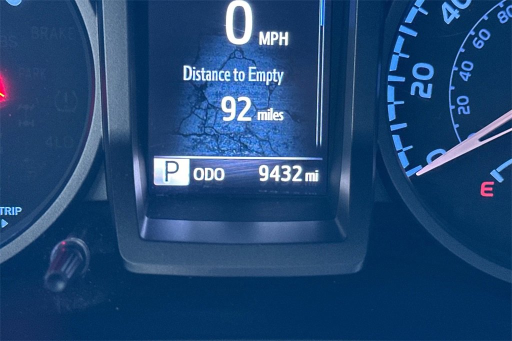 Used 2023 Toyota Tacoma TRD Sport w/ Technology Package image 24