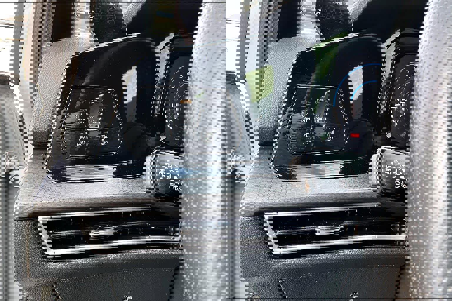 Used 2022 Volkswagen GTI S image 23