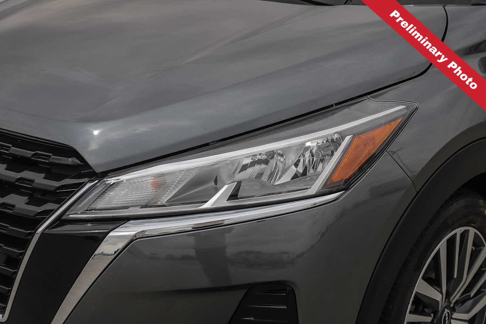 Used 2024 Nissan Kicks SV FWD image 6