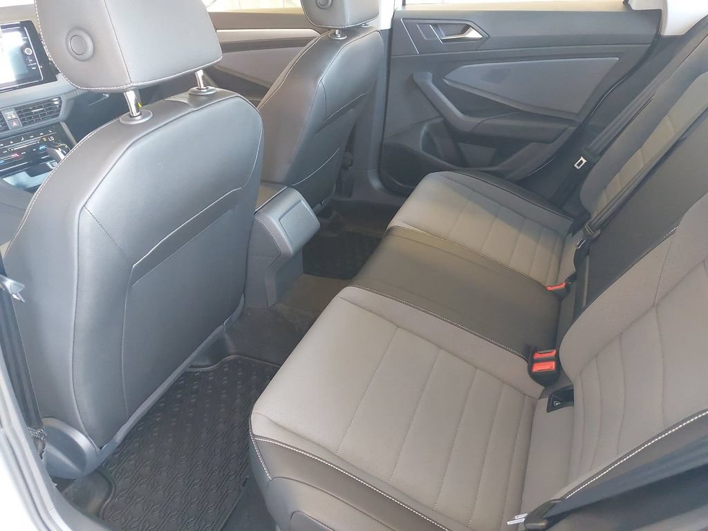 New 2026 Volkswagen Jetta SE FWD image 34