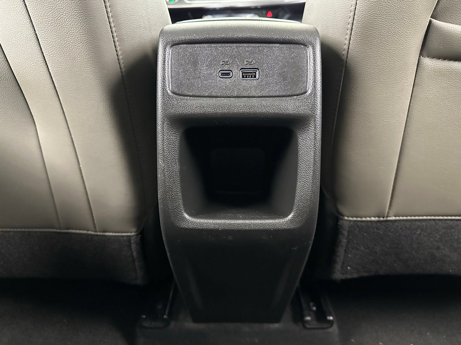 Used 2025 Chevrolet Trax ACTIV w/ Sunroof Package FWD image 26