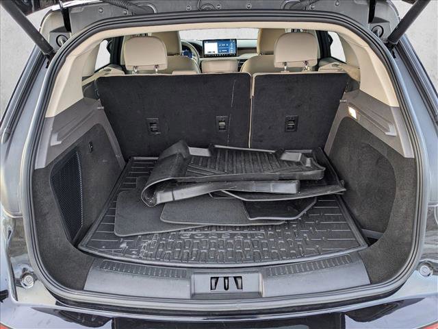 Used 2023 Lincoln Corsair Reserve image 7