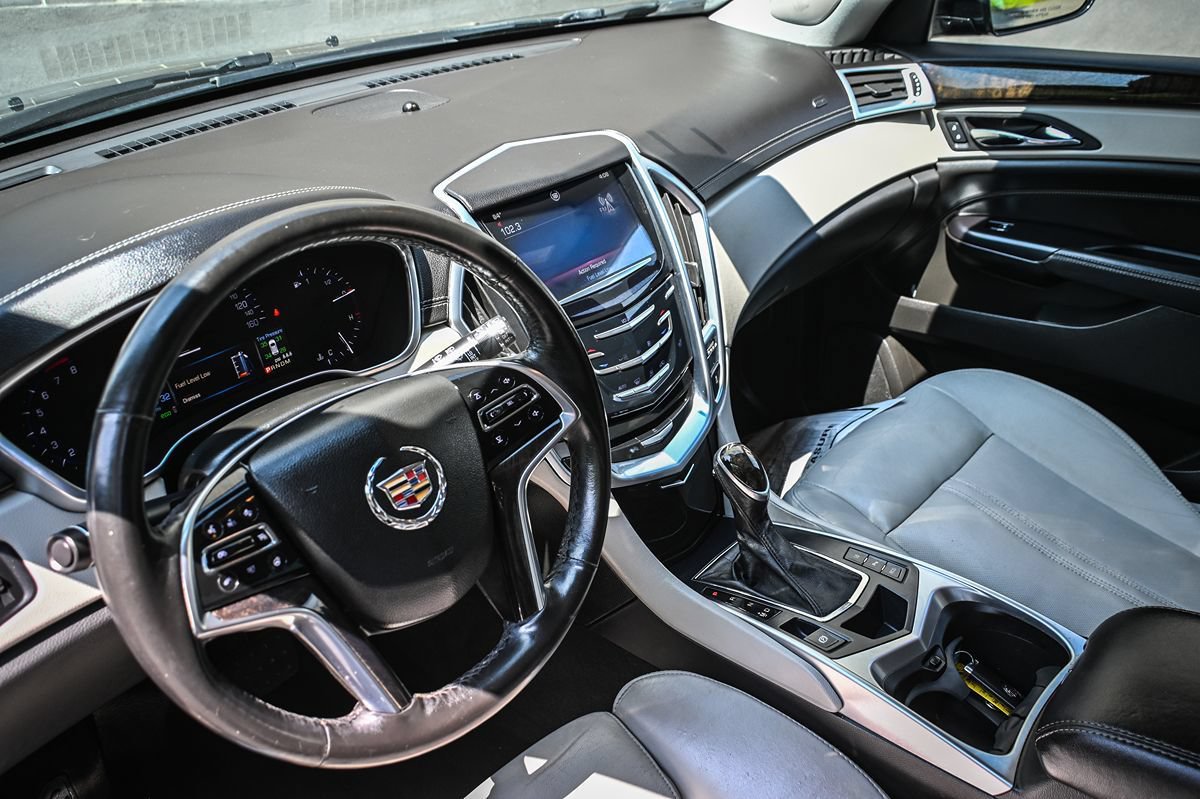 Used 2014 Cadillac SRX Performance w/ Driver Awareness Package AWD/4WD image 9