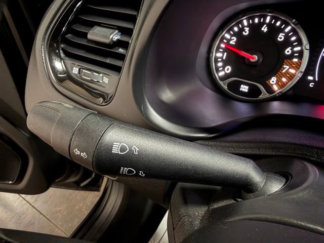 Used 2019 Jeep Renegade Altitude w/ Quick Order Package 2XM image 33