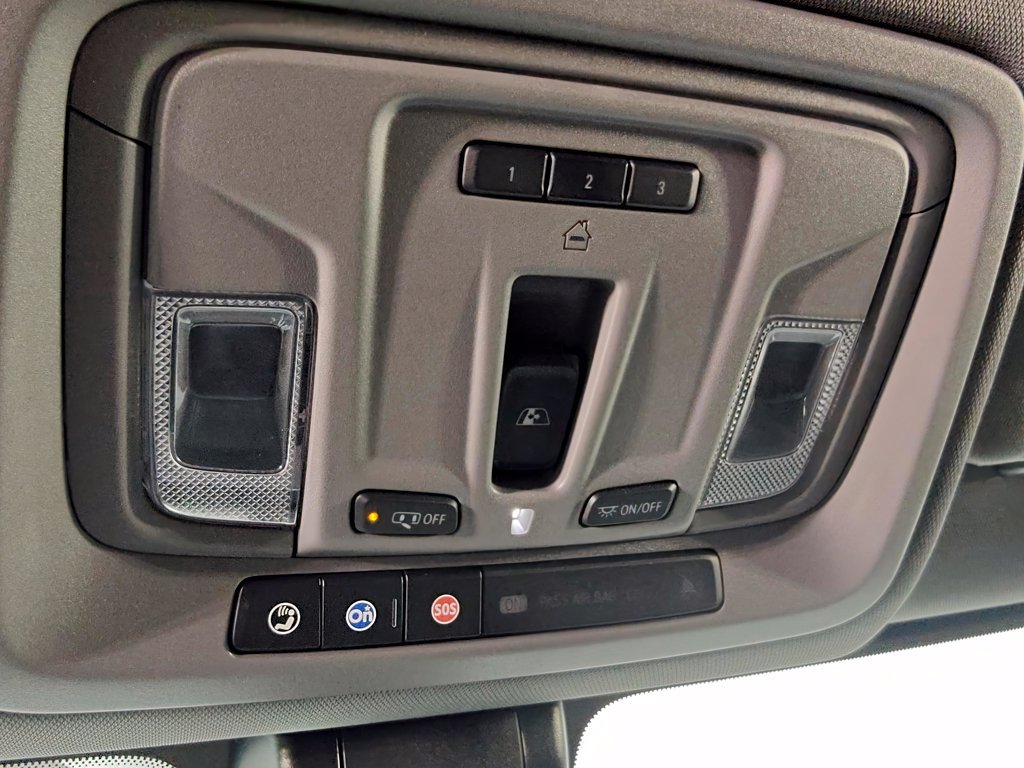 Used 2021 Chevrolet Silverado 2500 LTZ w/ LTZ Convenience Package AWD/4WD image 11