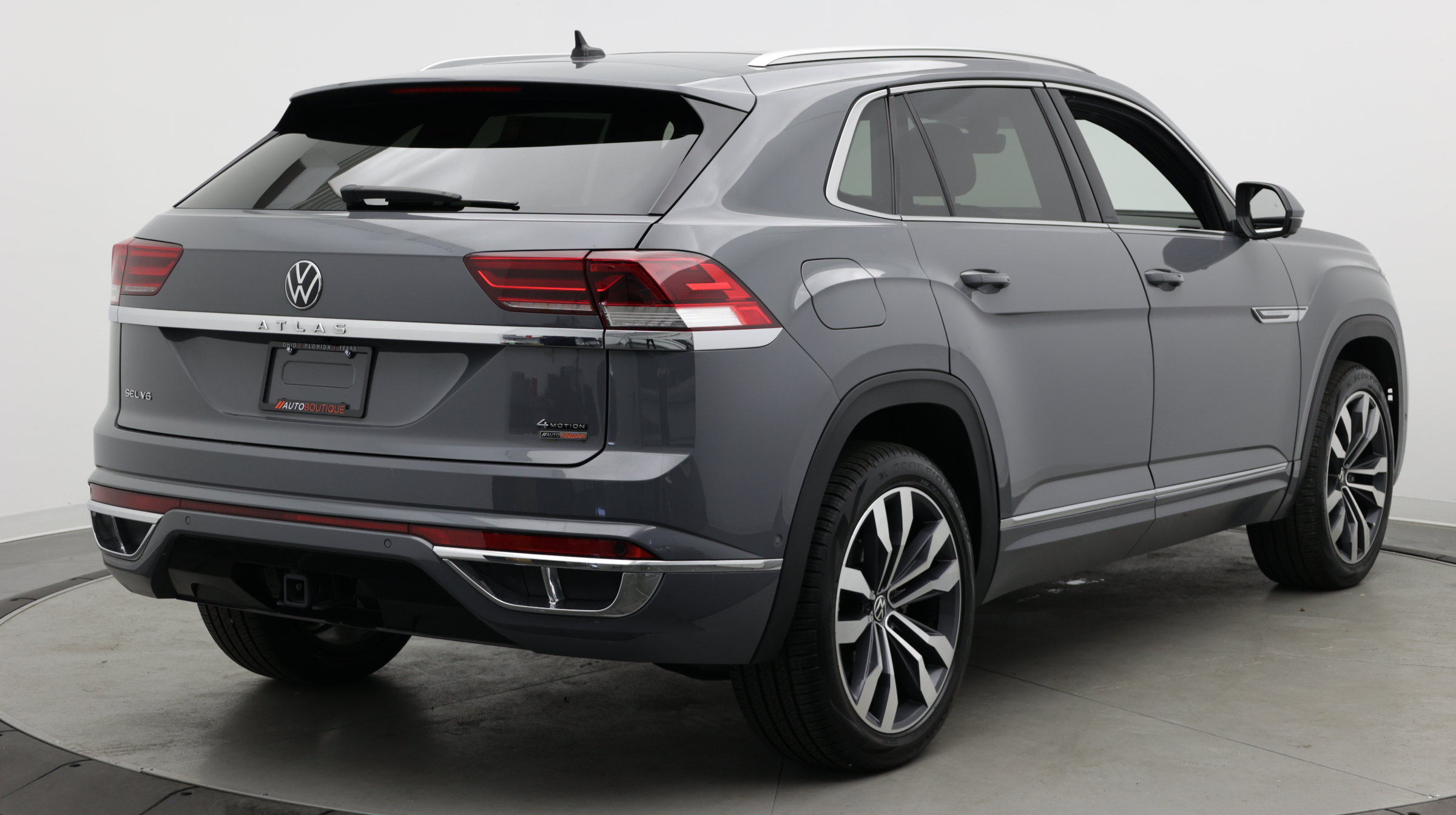 Used 2023 Volkswagen Atlas Cross Sport SEL Premium R-Line AWD/4WD image 7
