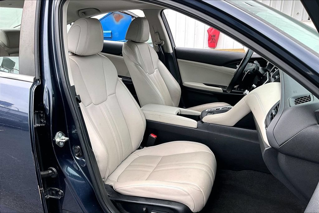 Used 2020 Honda Insight Touring image 26