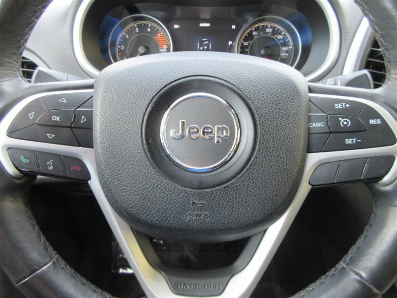 Used 2016 Jeep Cherokee Trailhawk w/ Comfort/Convenience Group image 14