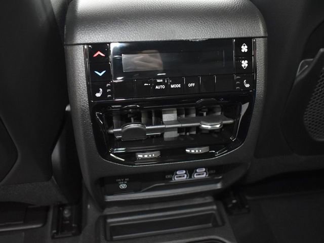 New 2025 Jeep Grand Cherokee L Limited w/ Black Appearance Package image 27
