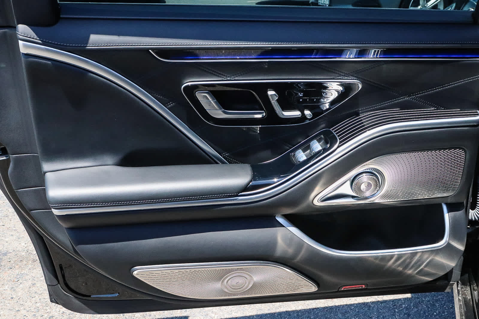 Used 2022 Mercedes-Benz Maybach S 580 4MATIC image 35