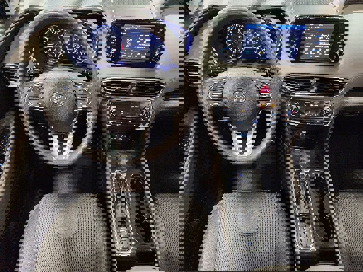 Used 2019 Hyundai Santa Fe SE image 45