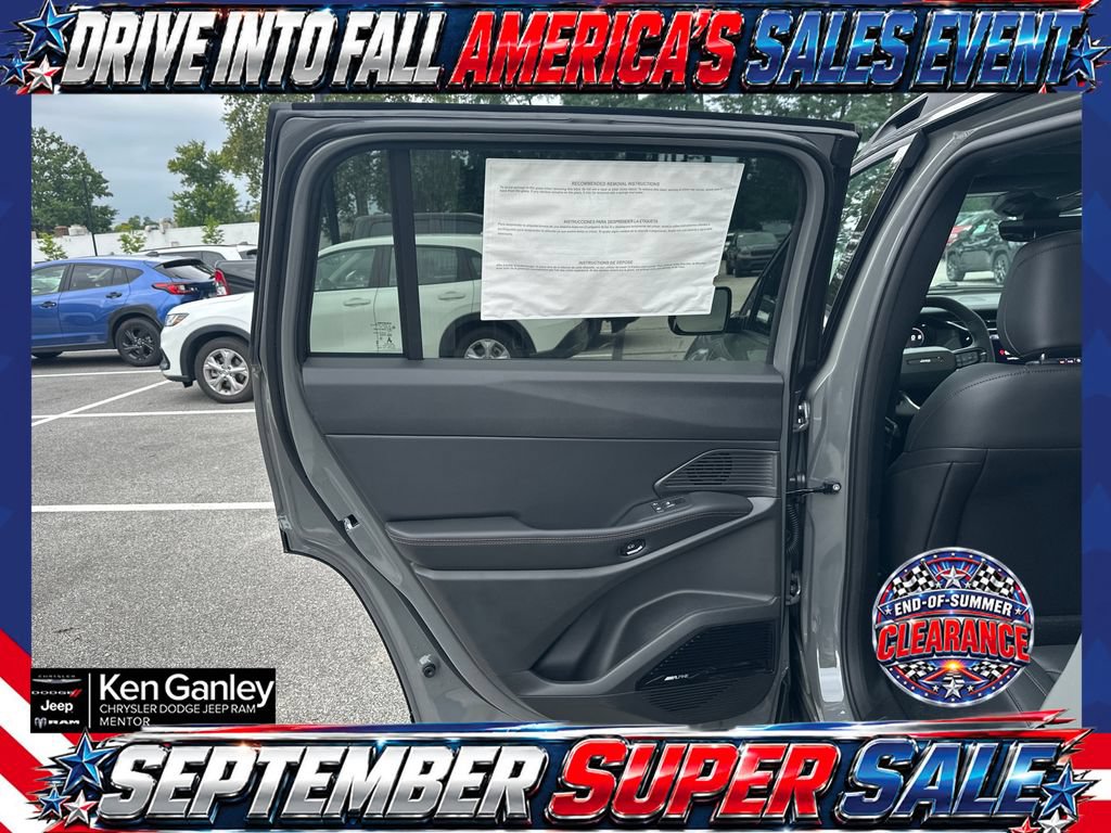 New 2026 Jeep Cherokee Overland w/ Trailer Tow Group AWD/4WD image 21