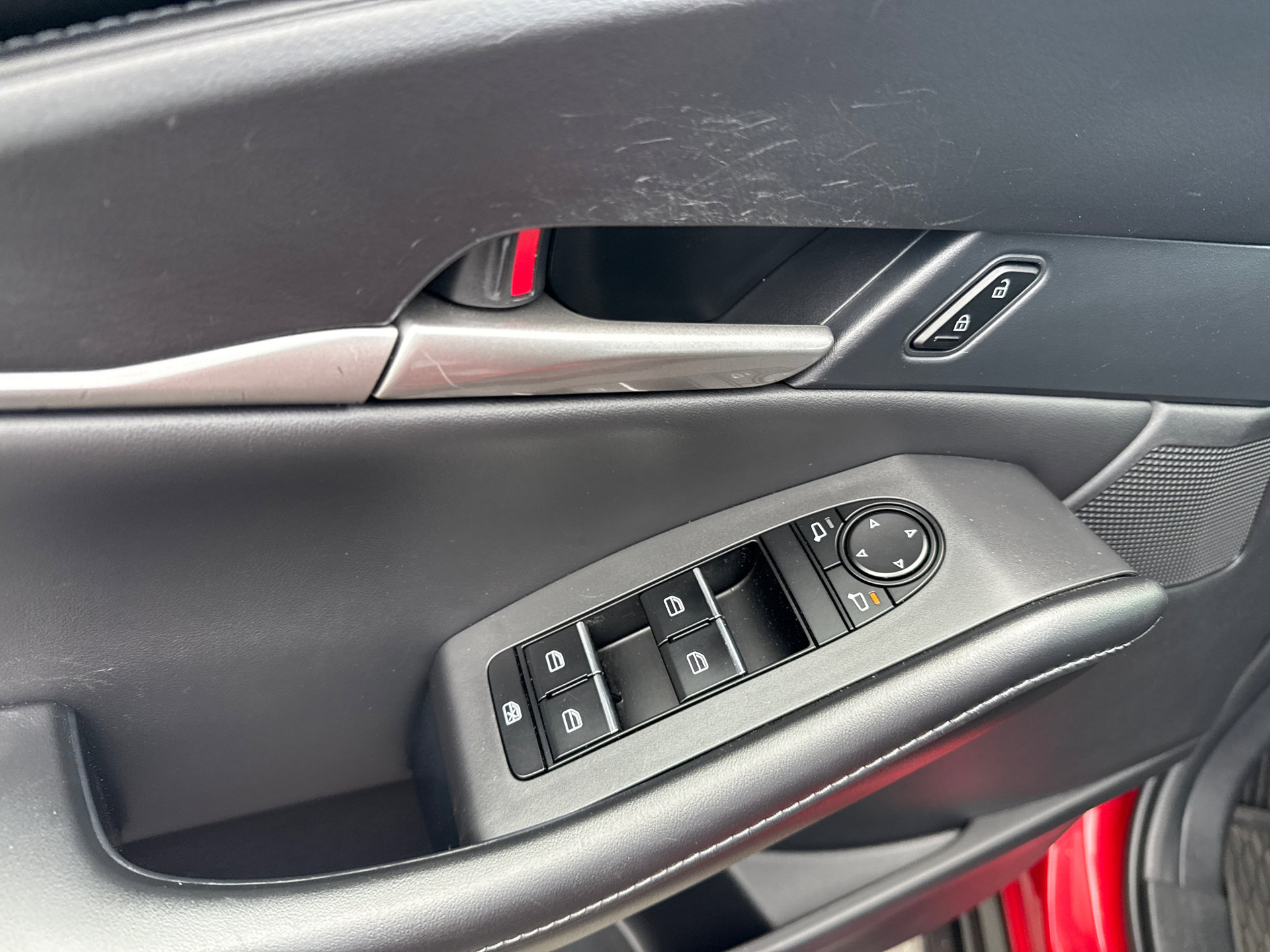 Used 2023 MAZDA CX-30 AWD 2.5 S w/ Select Package image 23