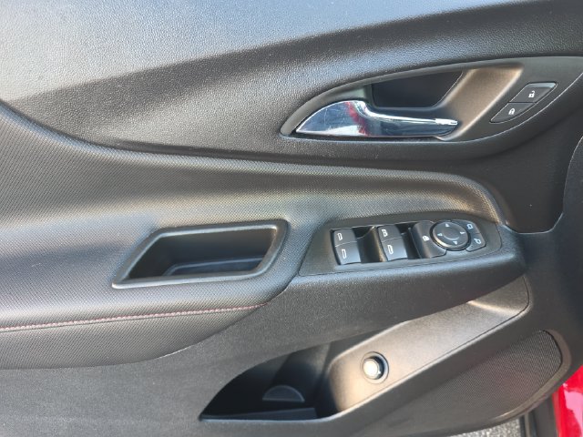 Certified 2023 Chevrolet Equinox RS w/ LPO, Floor Liner Package FWD image 13