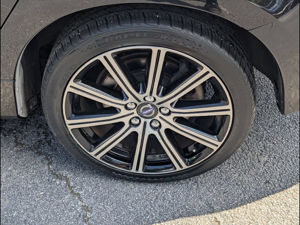 Used 2015 Volvo S60 T6 Platinum FWD image 22