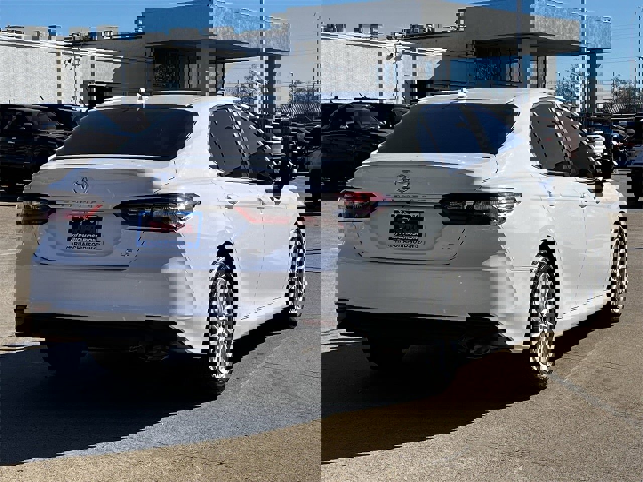 Used 2023 Toyota Camry LE image 4