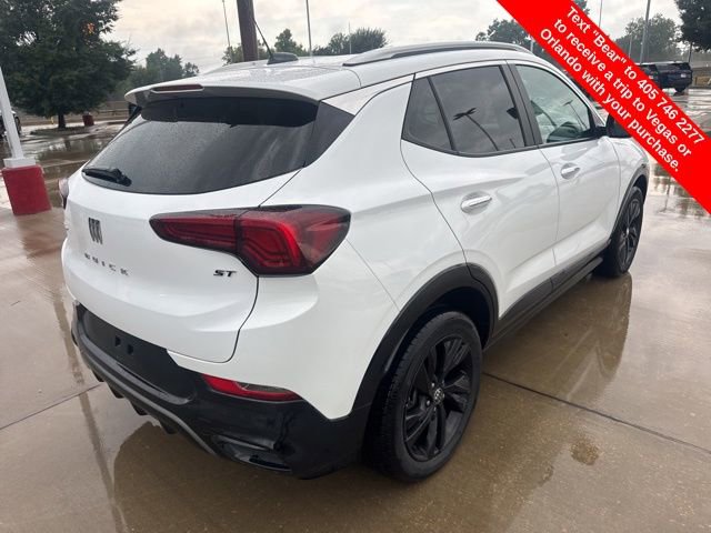 Used 2024 Buick Encore GX Sport Touring image 5