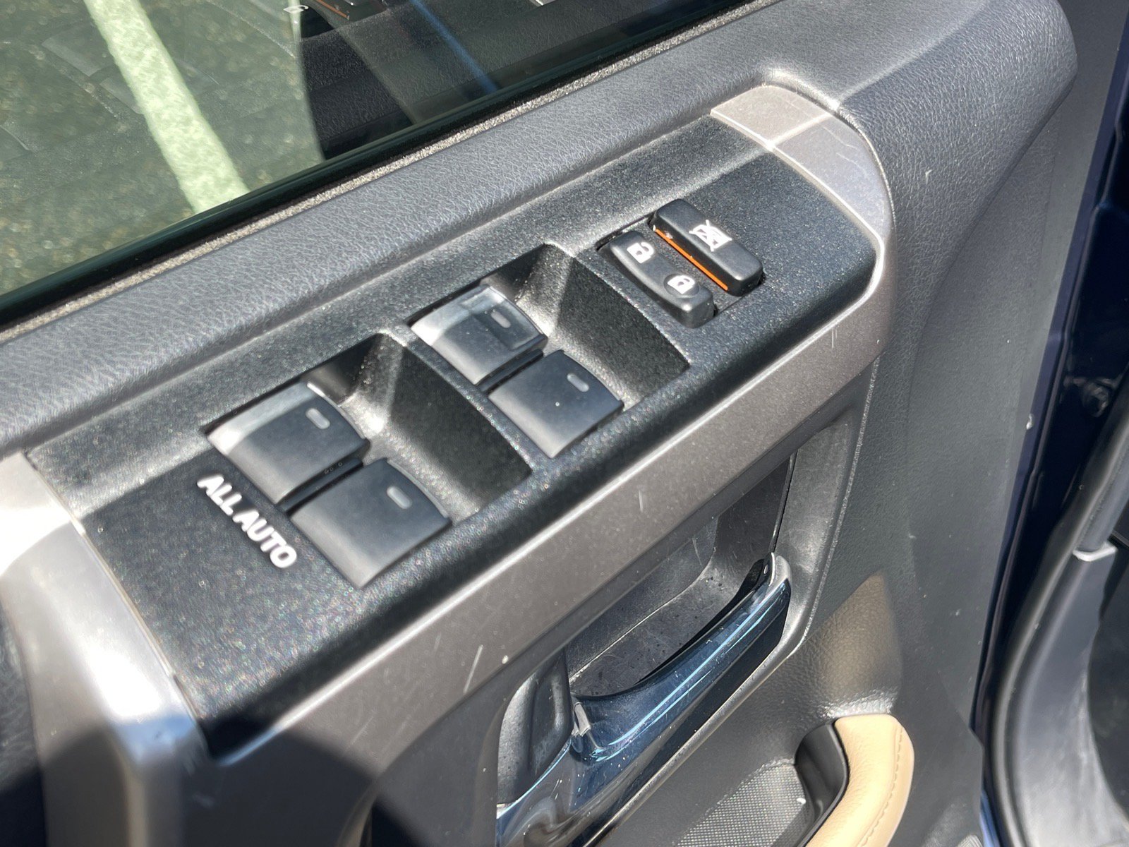 Used 2023 Toyota 4Runner SR5 RWD image 8