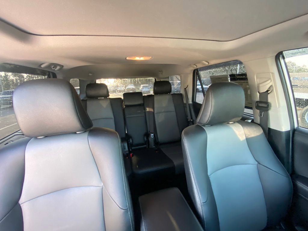 Used 2022 Toyota 4Runner SR5 Premium w/ Moonroof Package AWD/4WD image 29
