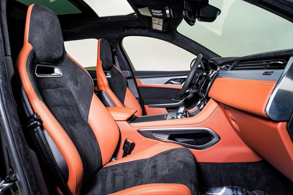 Used 2025 Jaguar F-PACE SVR image 16