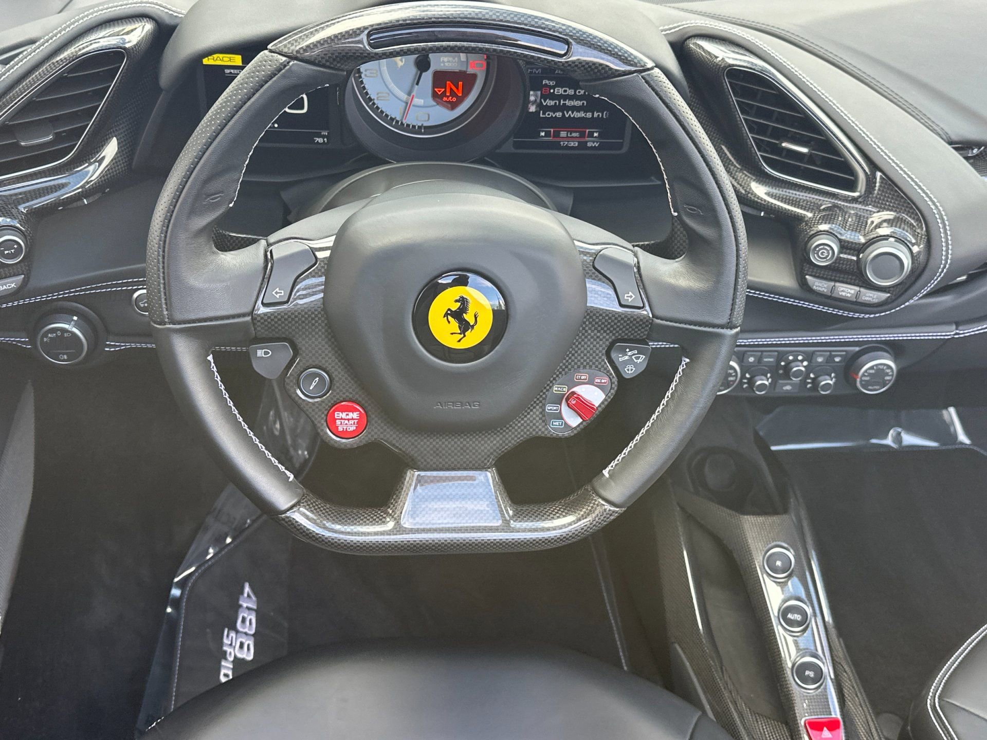 Used 2018 Ferrari 488 Spider image 14