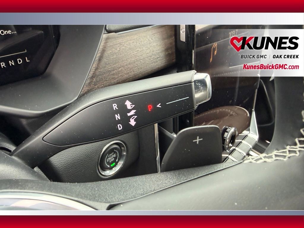 New 2026 GMC Acadia Denali Ultimate w/ LPO, Floor Liner Package AWD/4WD image 15