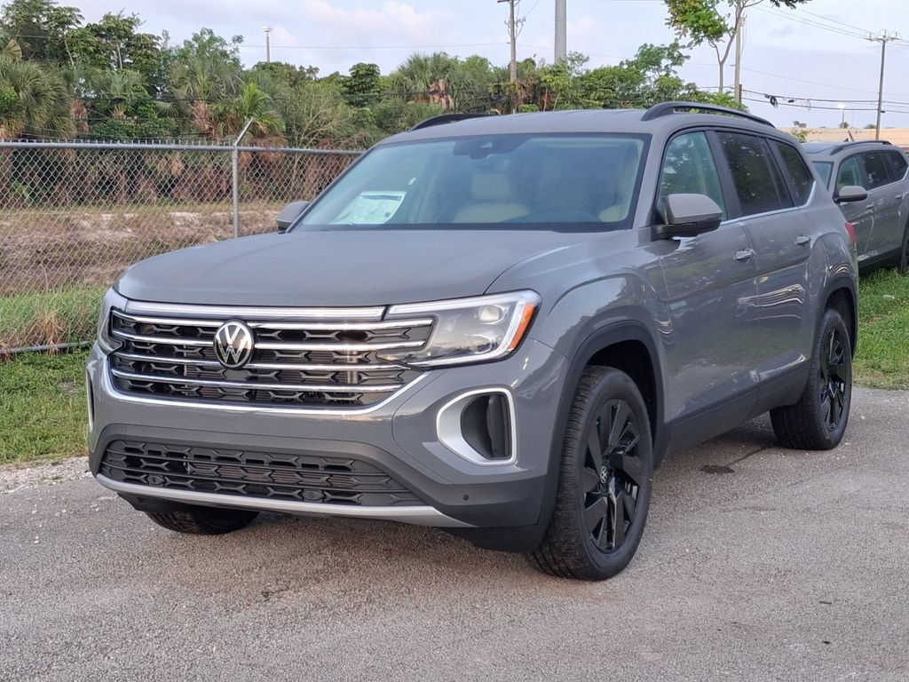 New 2026 Volkswagen Atlas SE FWD image 3