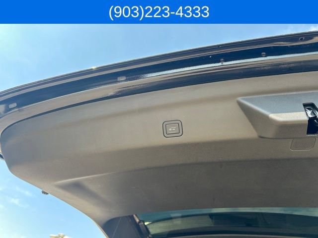 Used 2026 GMC Yukon AT4 Ultimate w/ LPO, Floor Liner Package AWD/4WD image 14