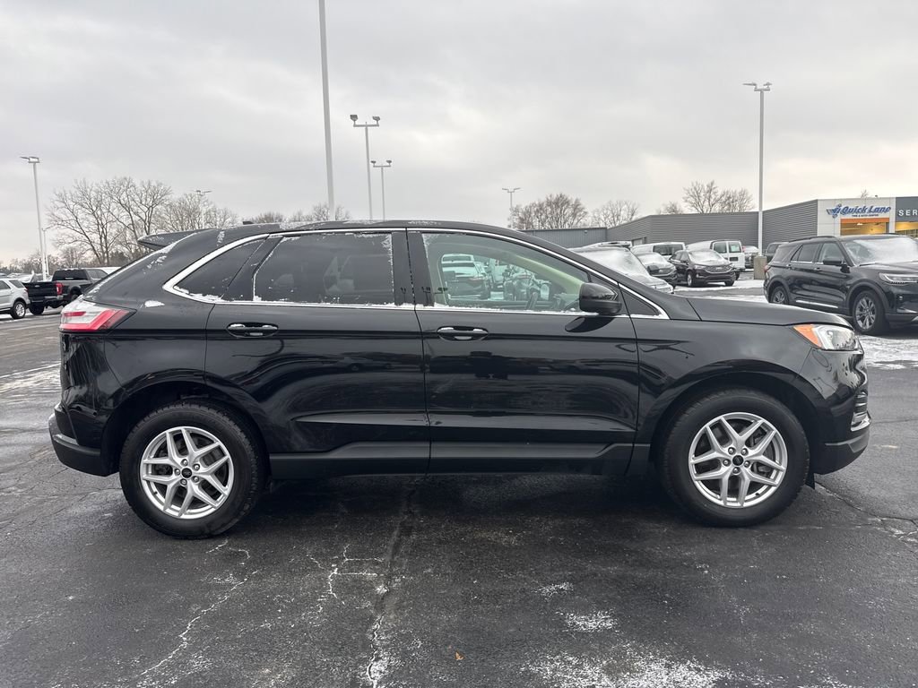 Used 2023 Ford Edge SEL w/ Convenience Package image 6