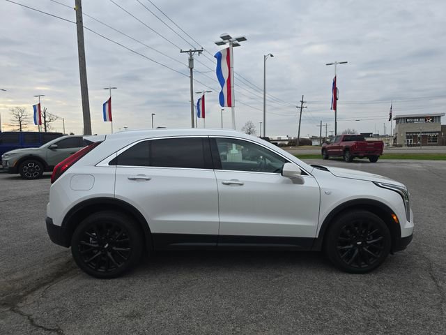 Used 2022 Cadillac XT4 Luxury image 4