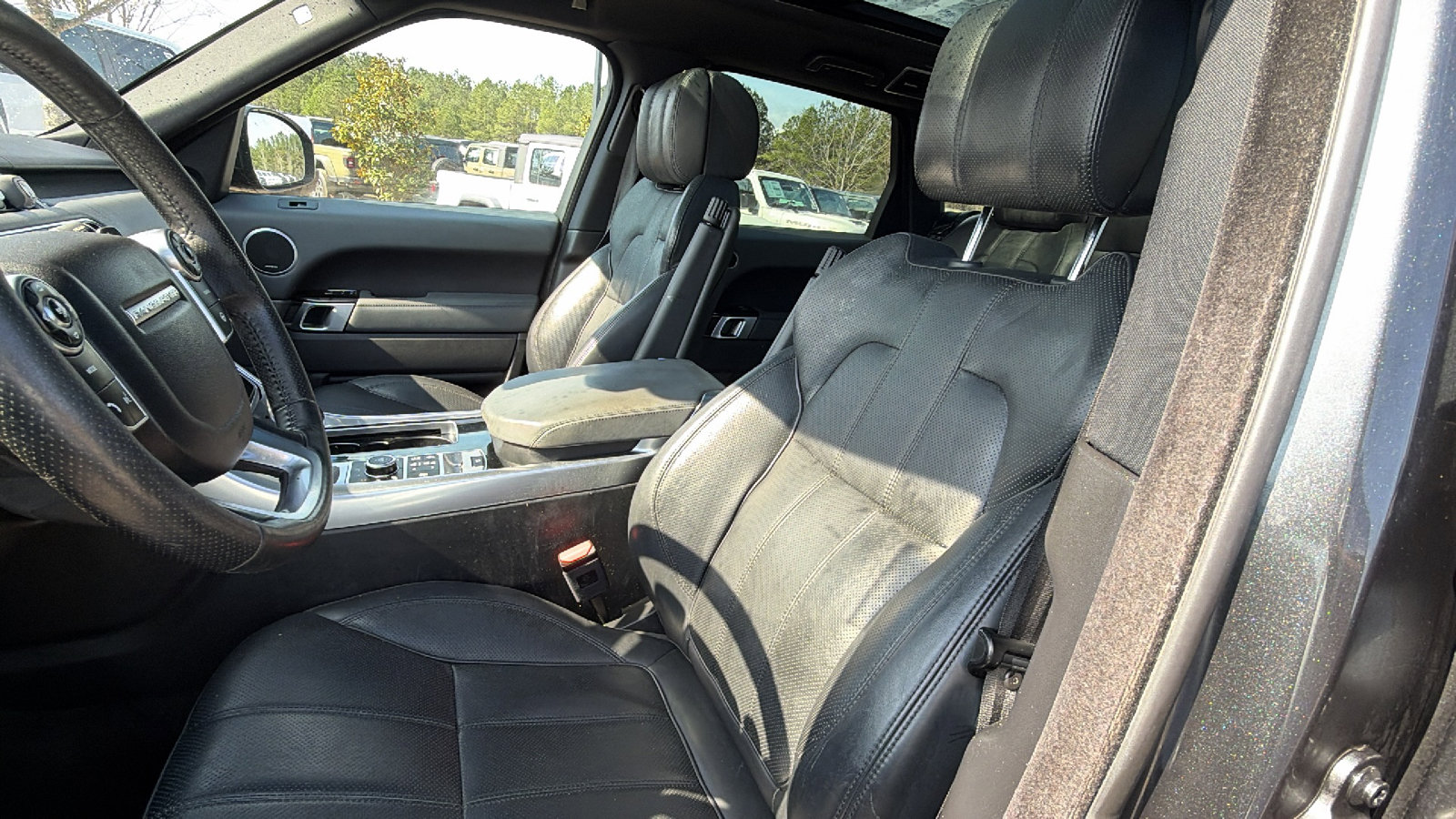 Used 2015 Land Rover Range Rover Sport Supercharged image 17