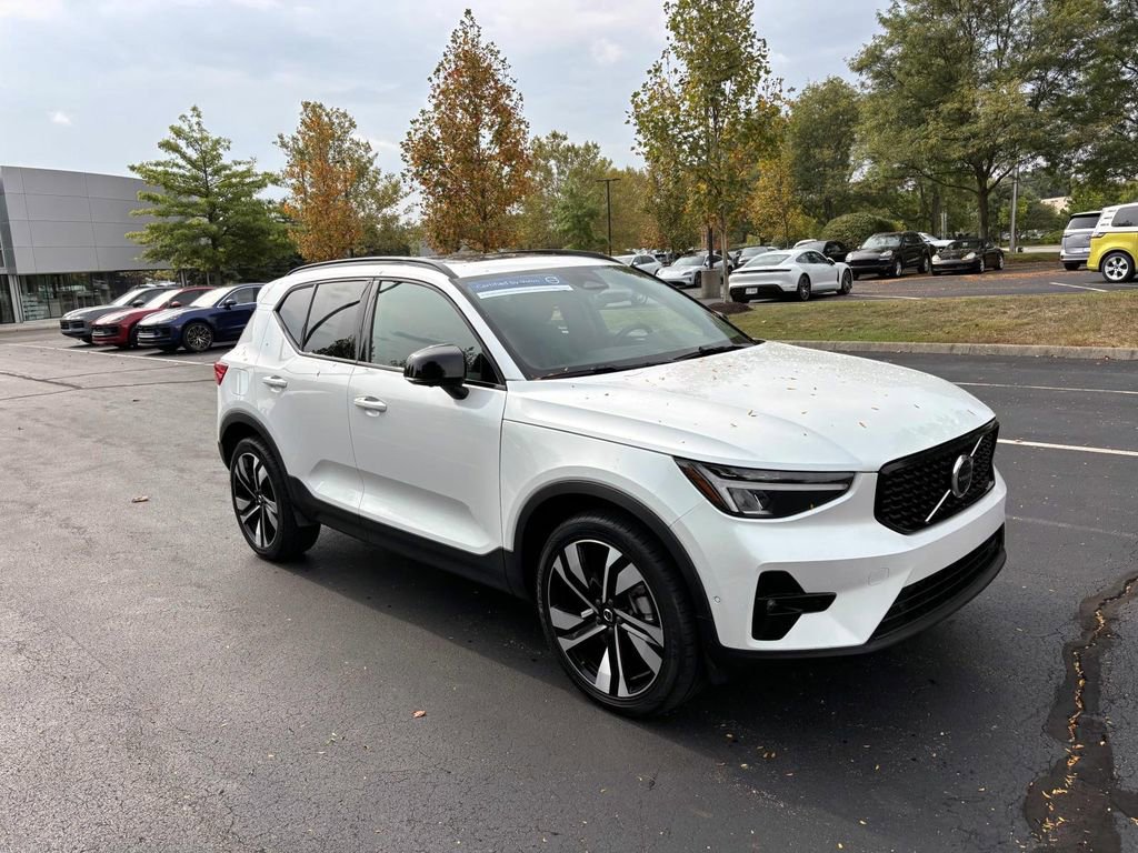 Certified 2025 Volvo XC40 B5 Plus