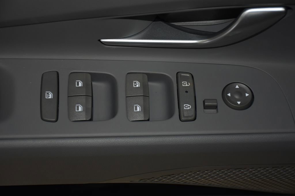 New 2026 Hyundai Elantra Sport image 23