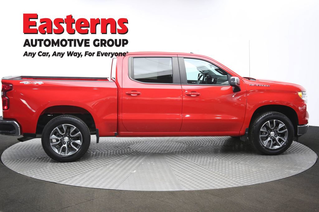 Used 2023 Chevrolet Silverado 1500 LT AWD/4WD image 46