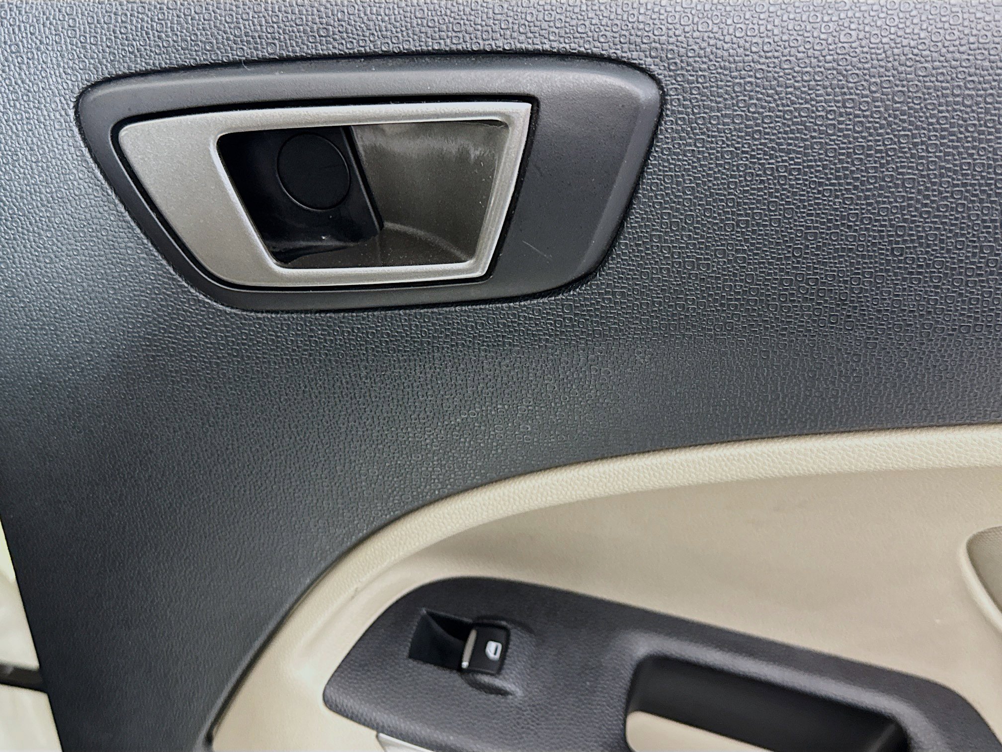 Used 2020 Ford EcoSport SE w/ Interior Protection Package image 46