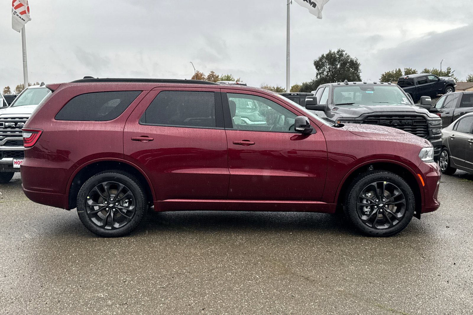 New 2026 Dodge Durango GT image 2