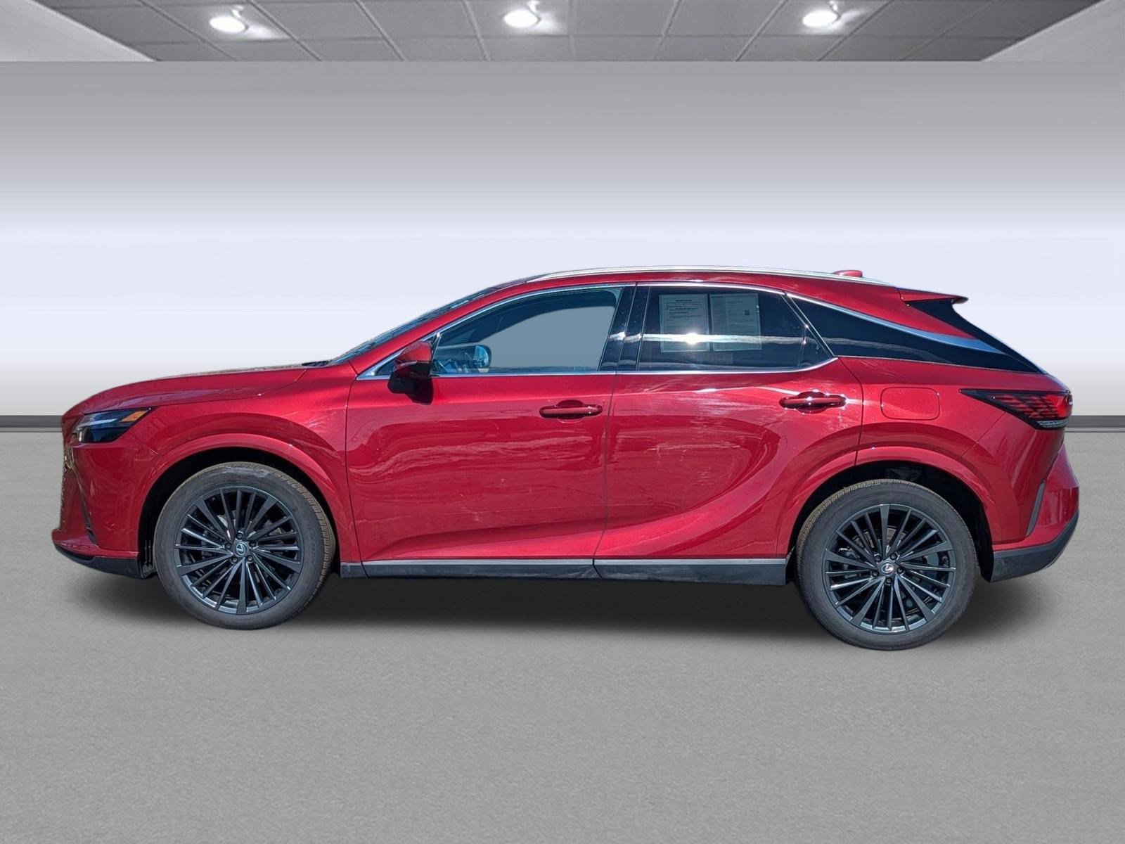 Used 2025 Lexus RX 350 Premium image 2