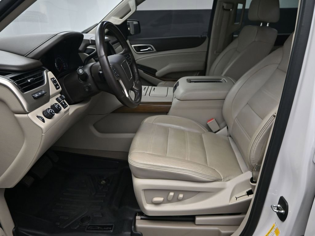 Used 2020 GMC Yukon XL Denali w/ Open Road Package image 17