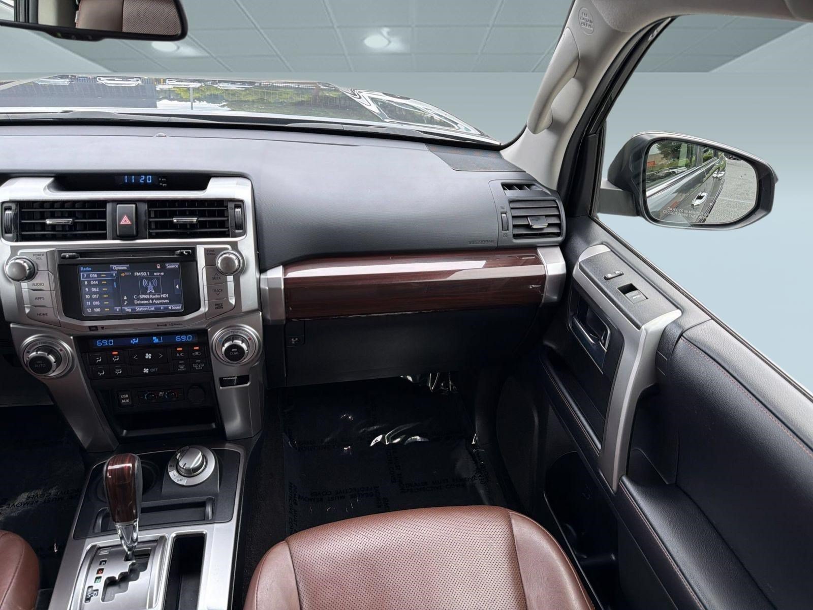 Used 2019 Toyota 4Runner Limited AWD/4WD image 31