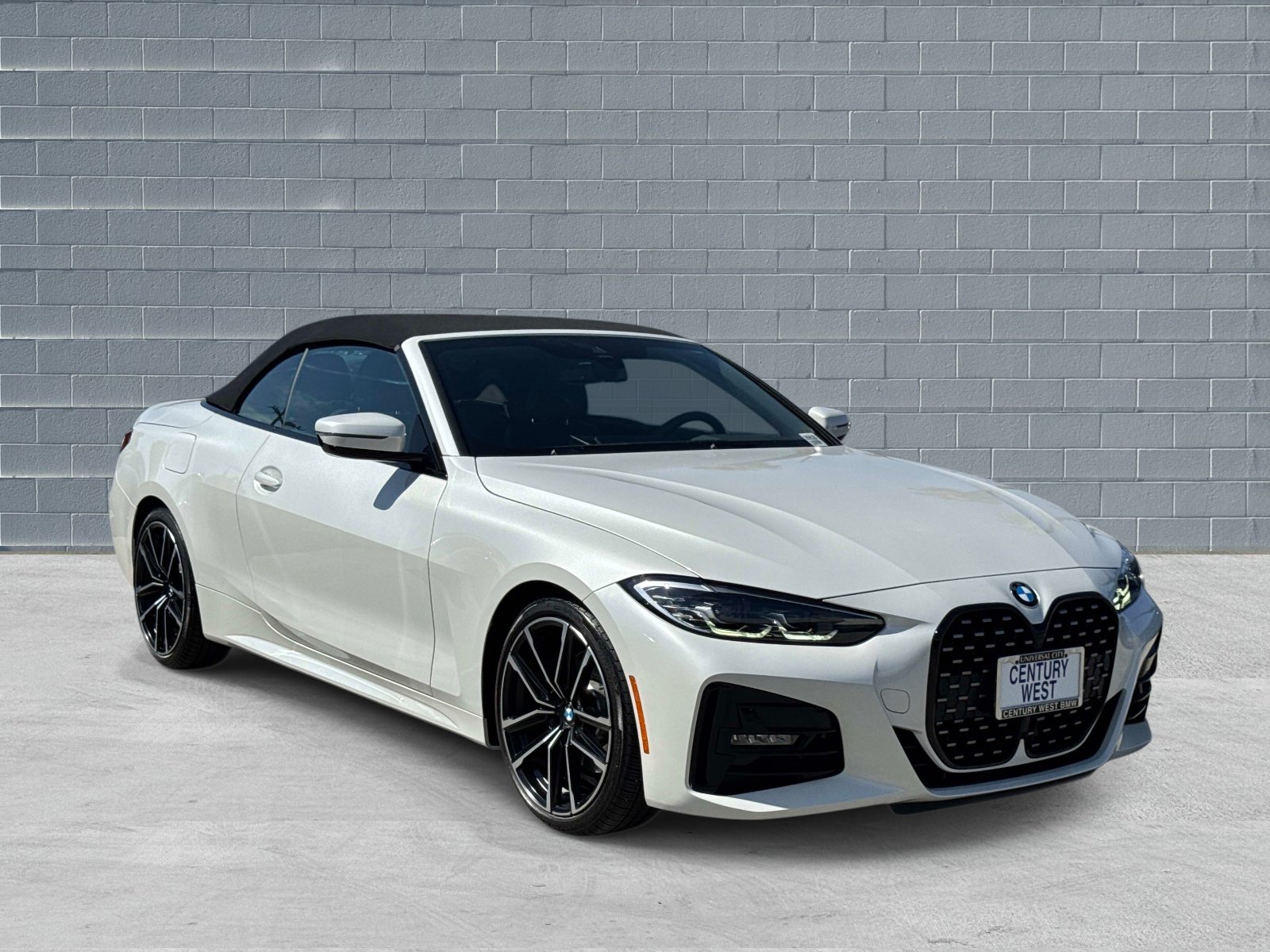 Certified 2024 BMW 430i Convertible w/ M Sport Package RWD image 1