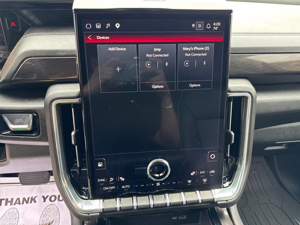 Used 2025 GMC Yukon Elevation AWD/4WD image 29