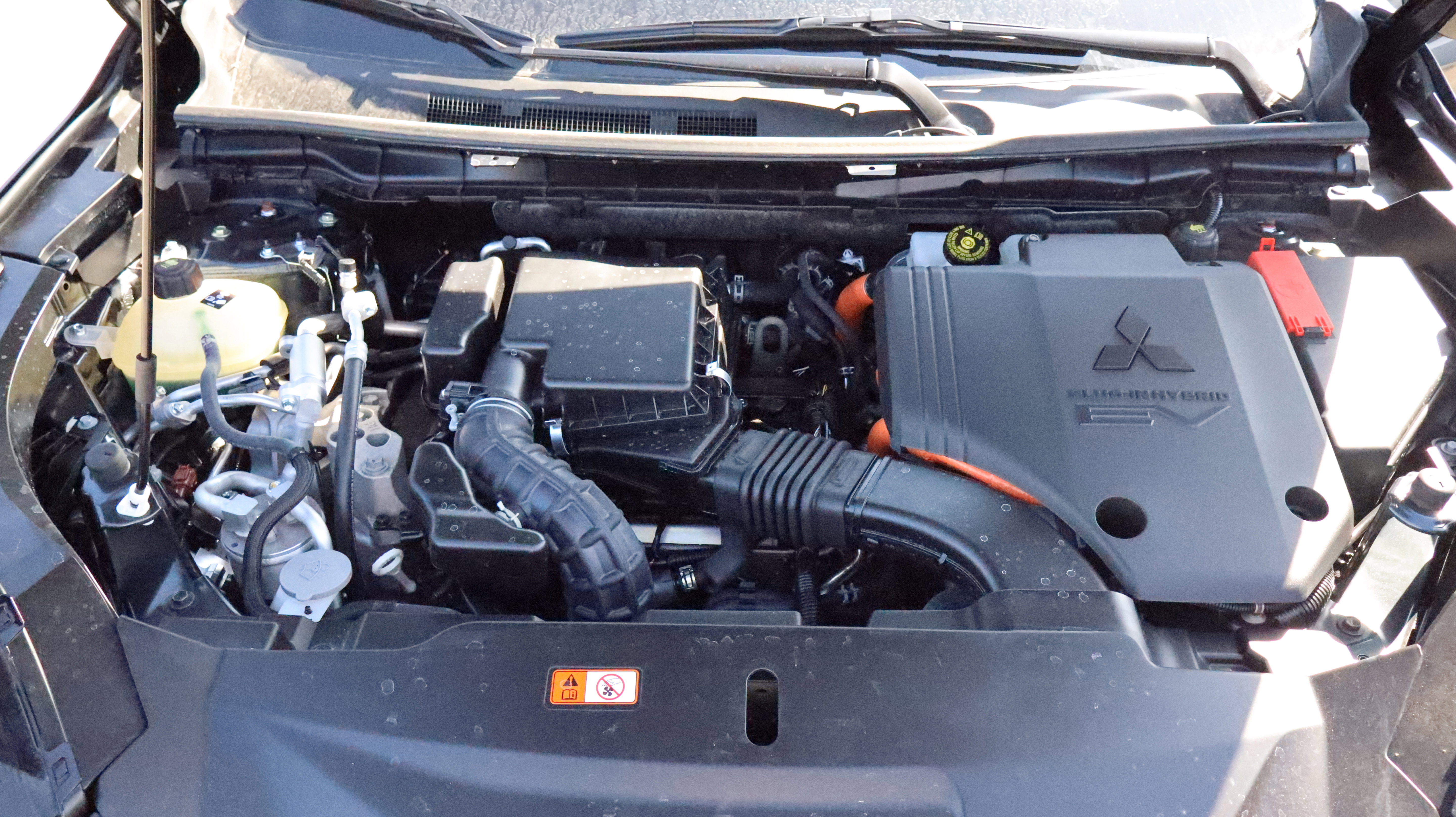 Used 2025 Mitsubishi Outlander SEL image 16