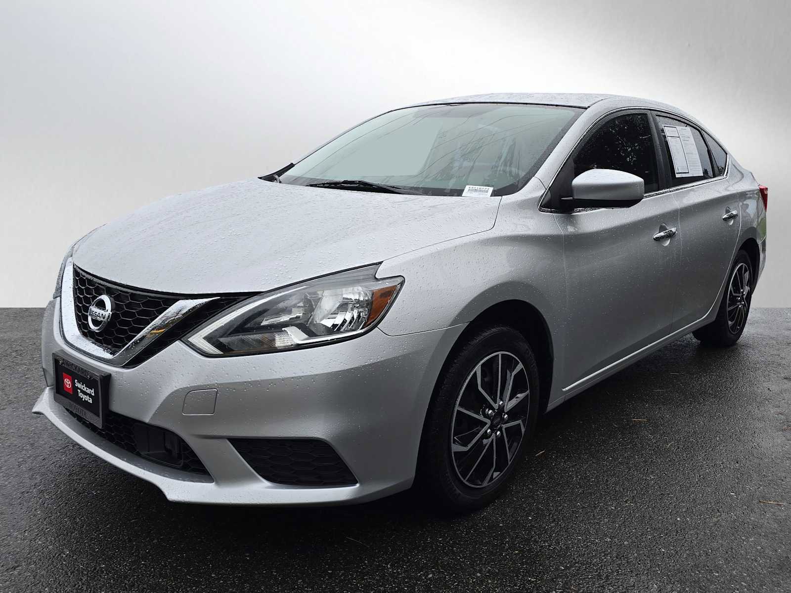 Used 2018 Nissan Sentra S image 7