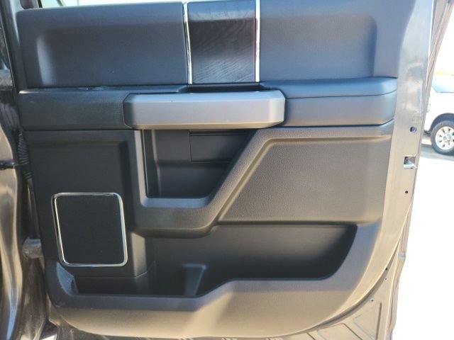 Used 2019 Ford F250 Platinum w/ Platinum Ultimate Package AWD/4WD image 20