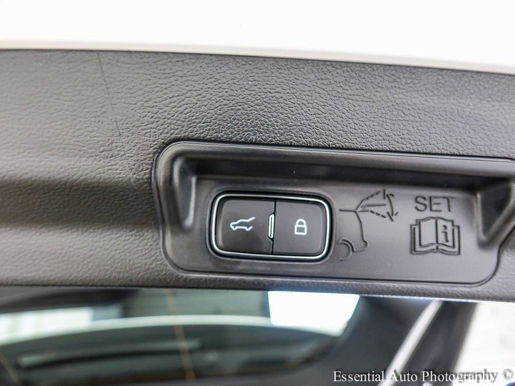 Certified 2022 Ford Explorer XLT image 23