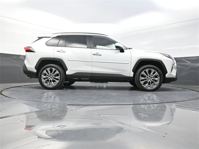 Used 2025 Toyota RAV4 Limited image 24