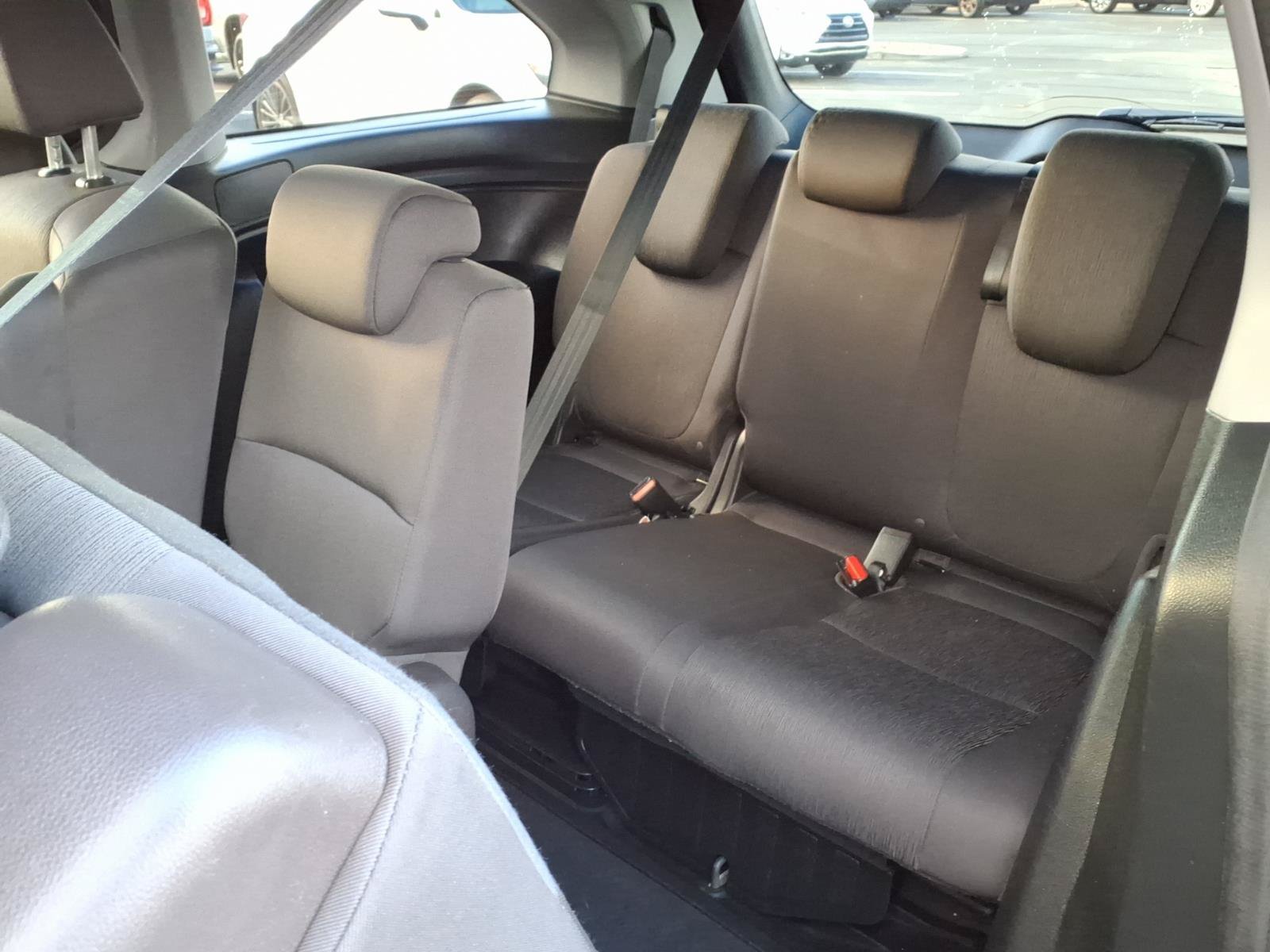 Used 2018 Honda Odyssey EX image 10