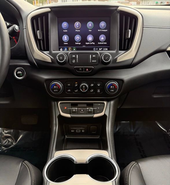 Used 2023 GMC Terrain Denali w/ Black Diamond Edition image 30