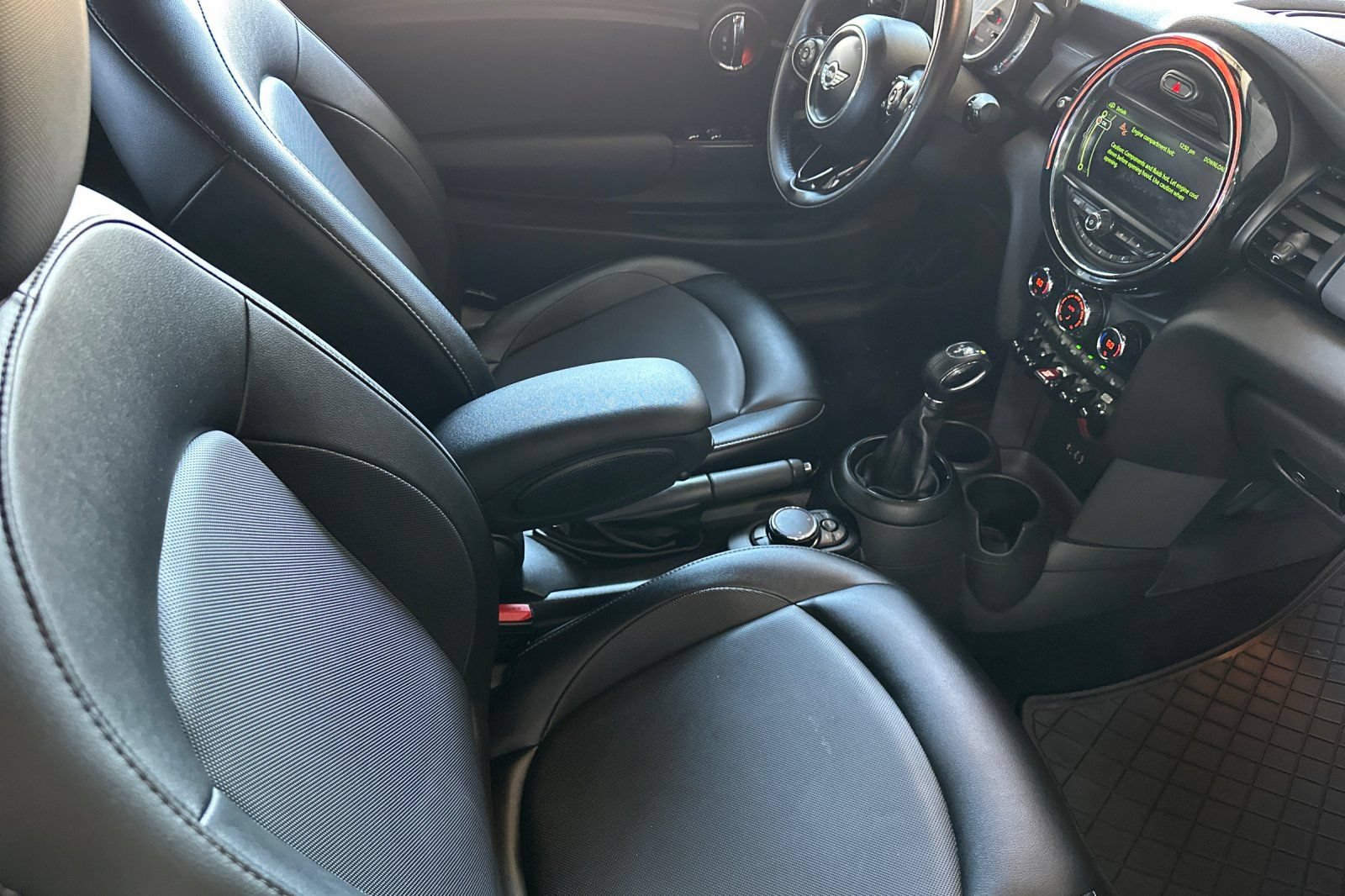 Used 2018 MINI Cooper Convertible FWD image 16