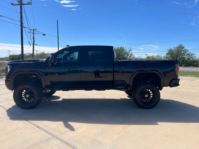Used 2025 GMC Sierra 2500 AT4 w/ AT4 Premium Plus Package AWD/4WD image 4